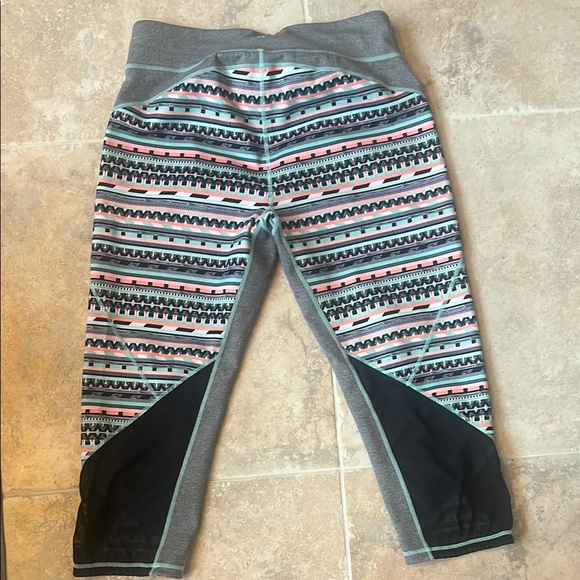 Sweaty Betty women’s work out leggings  XL. 32”waist 
32”L - Picture 4 of 6